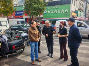 青岛市农贸市场协会会长带队考察农贸市场,精准掌握经营现状 青岛市农贸市场协会会长带队考察农贸市场,精准掌握经营现状