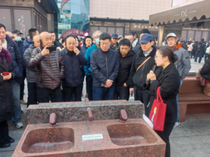 青岛市农贸市场协会赴胖东来考察参观学习